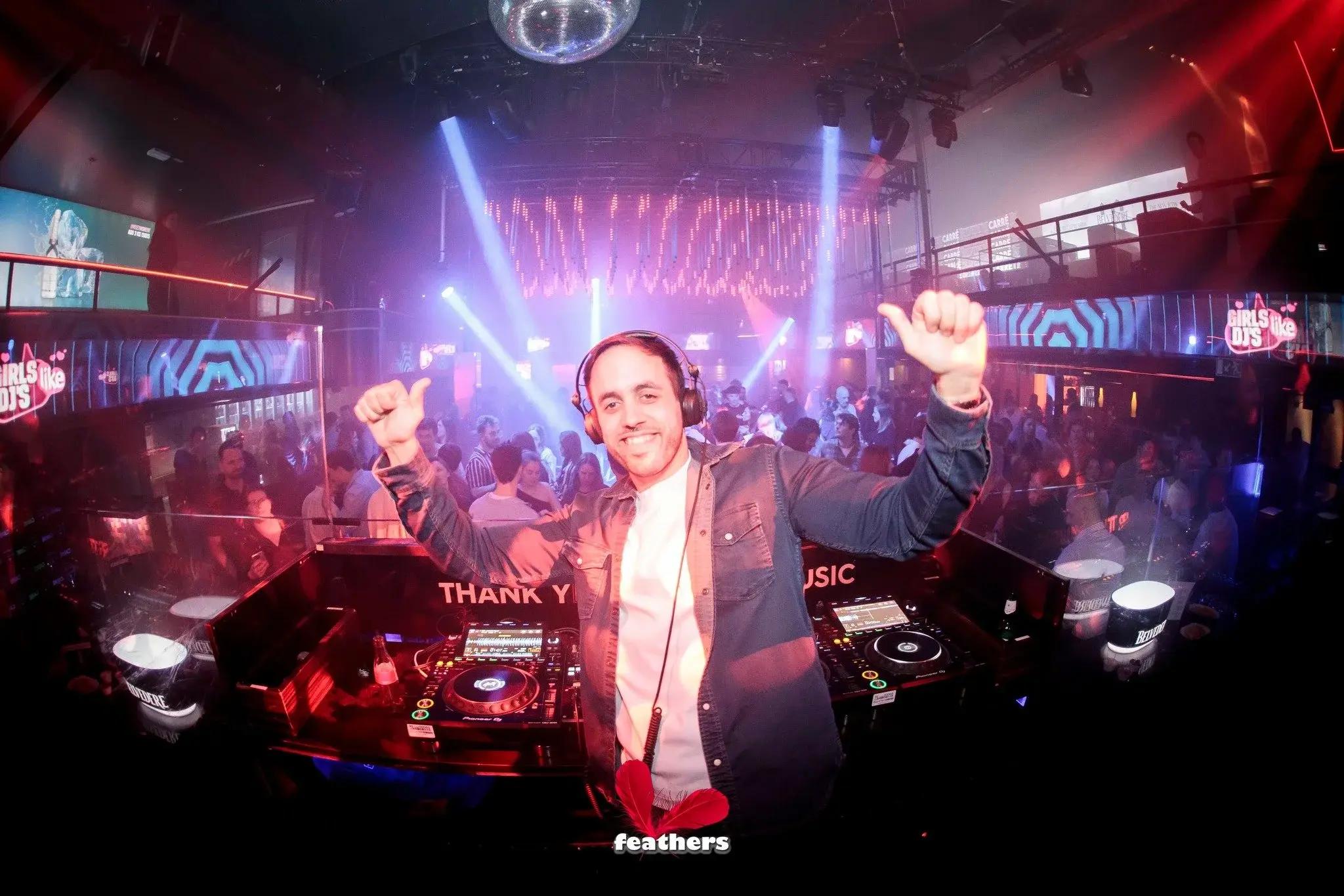 Feather events @ Carré